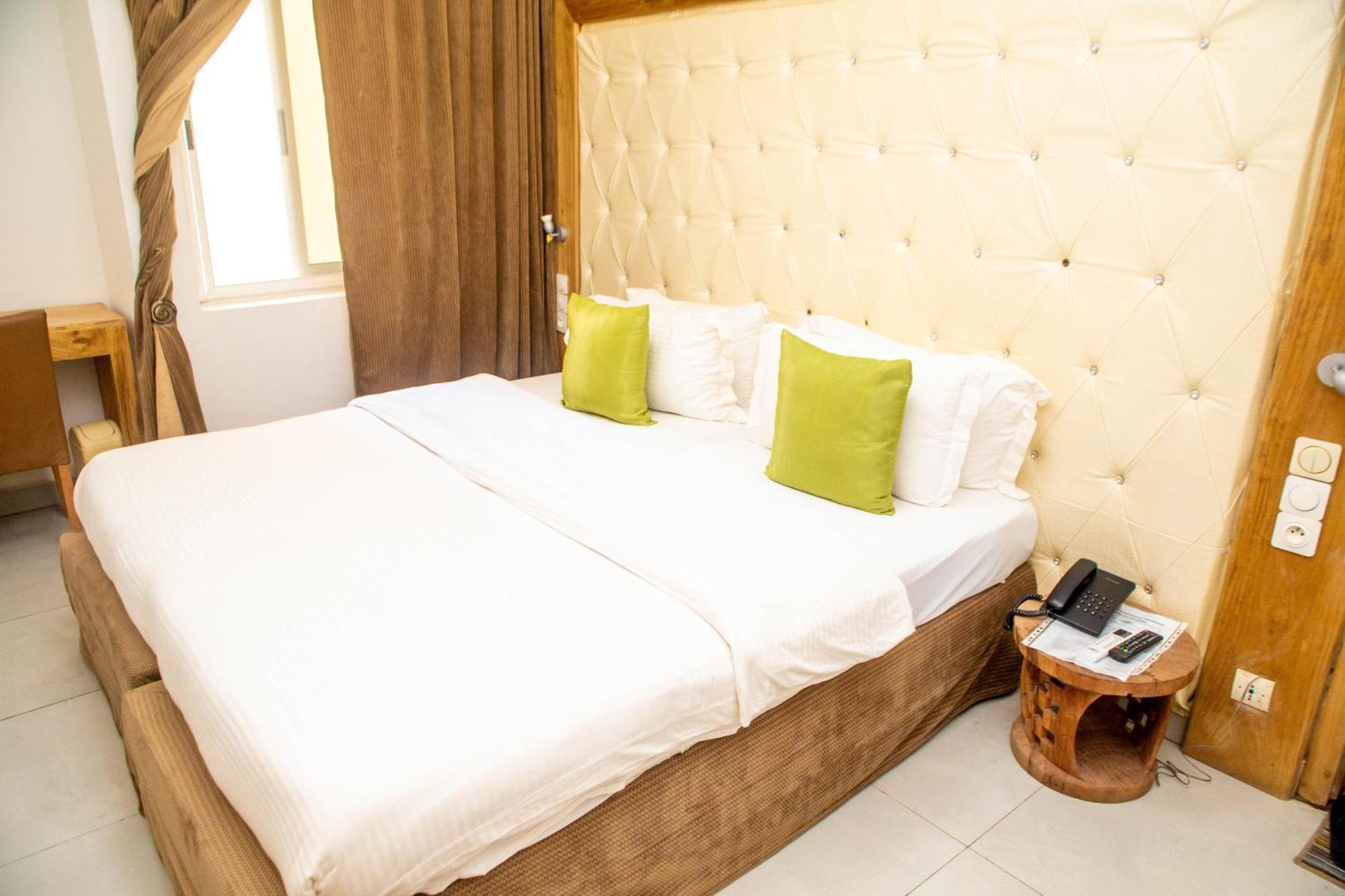 Hotel Les Orchidees Cotonou Rom bilde