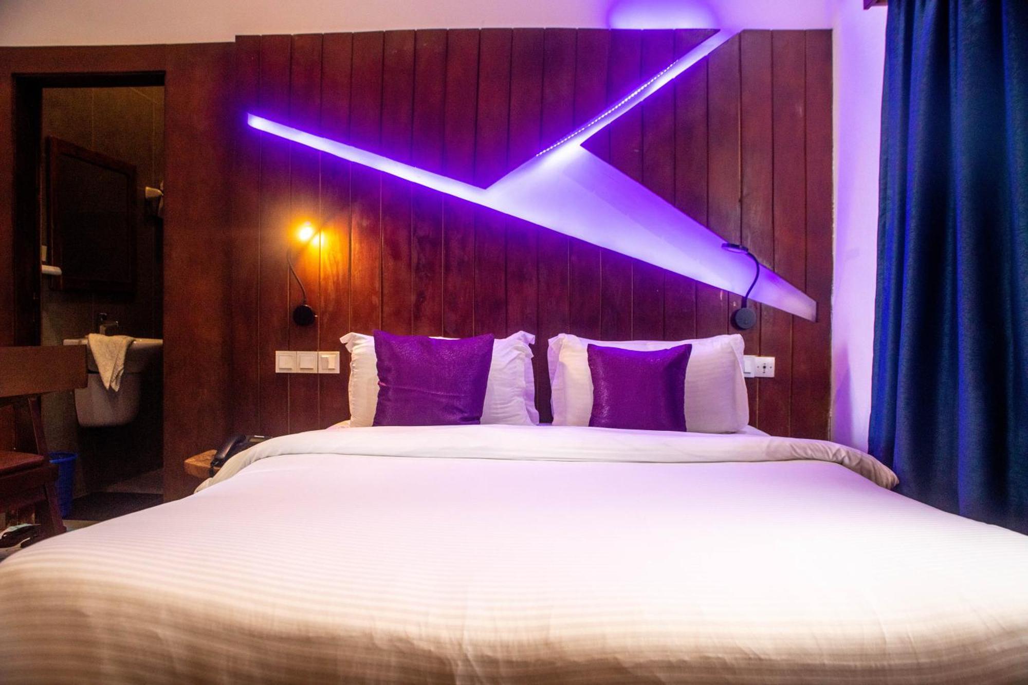 Hotel Les Orchidees Cotonou Rom bilde