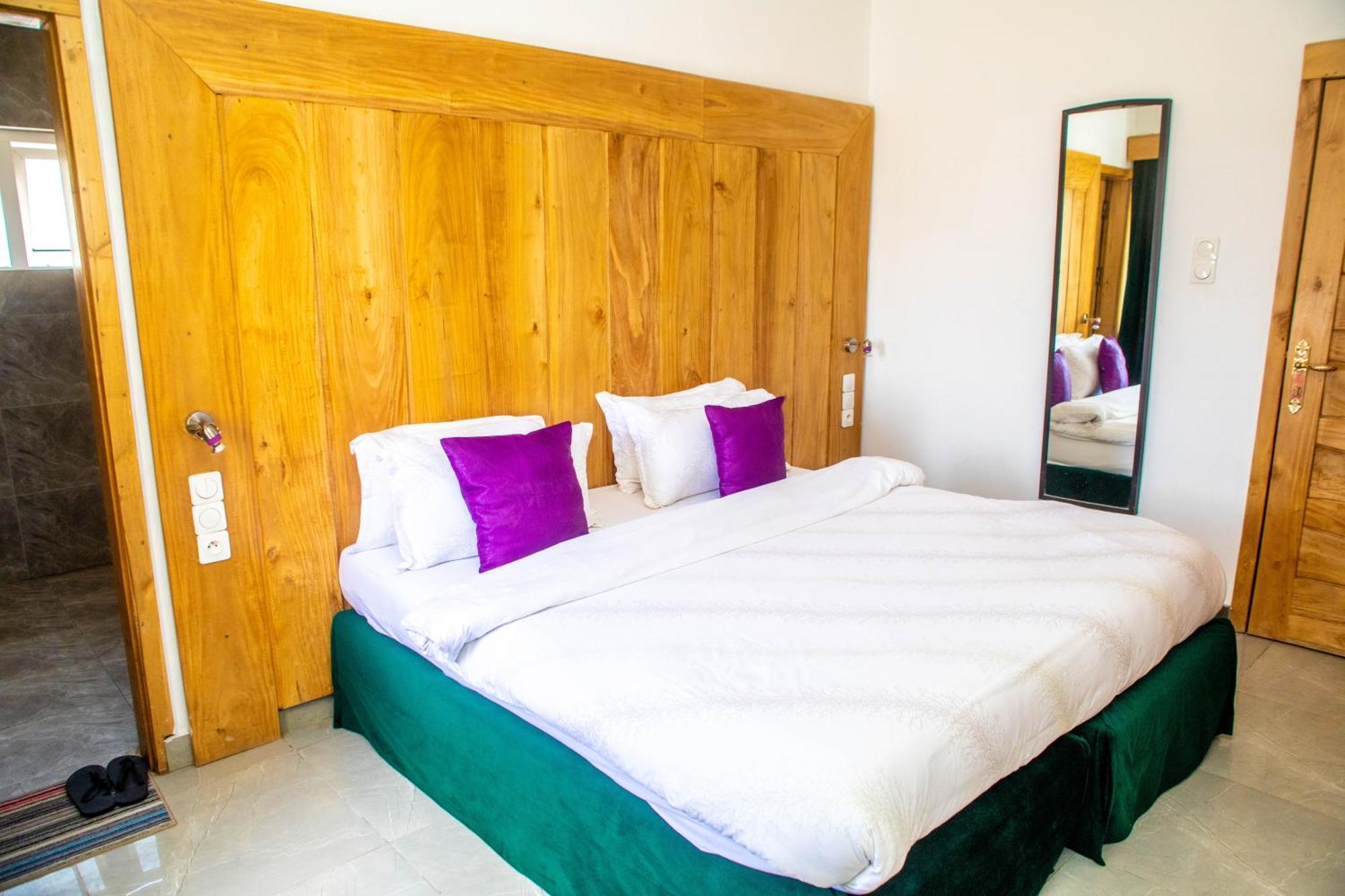 Hotel Les Orchidees Cotonou Rom bilde